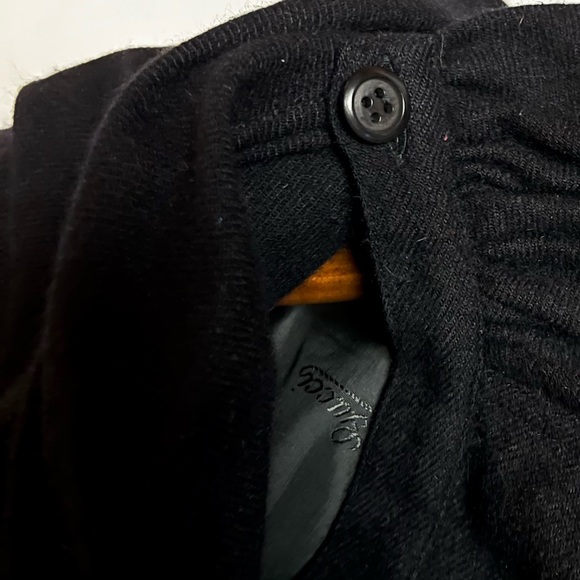 *SOLD* Gucci Vintage 1970’s Wool Blend Button Neck Back Pleated Hem Dress 40 - Picture 13 of 16